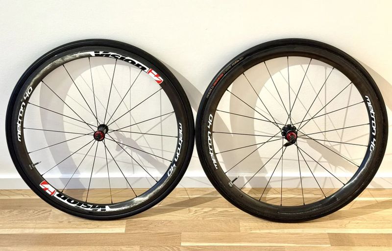 Vision Metron 40 - 1320 g - sada kol