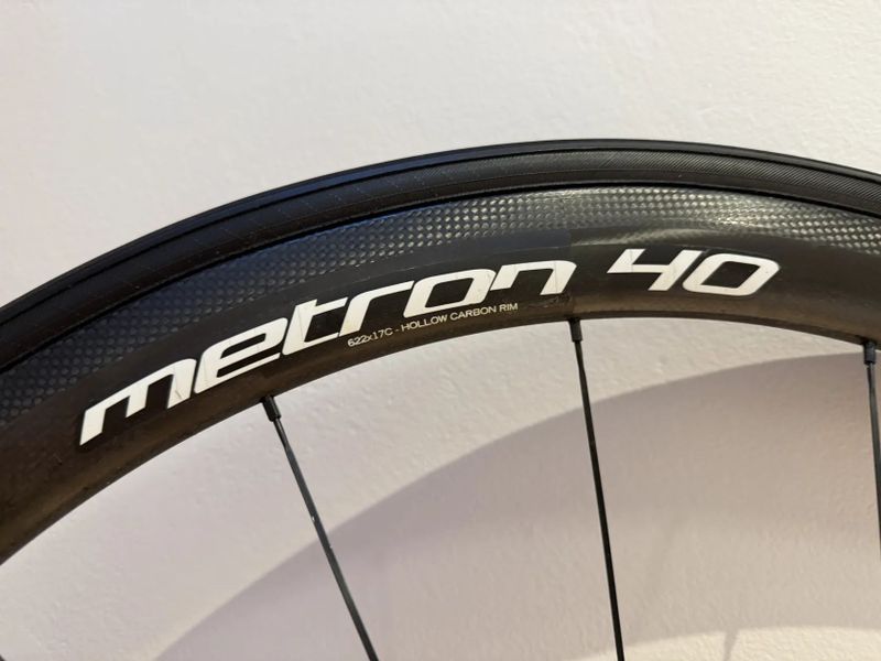 Vision Metron 40 - 1320 g - sada kol