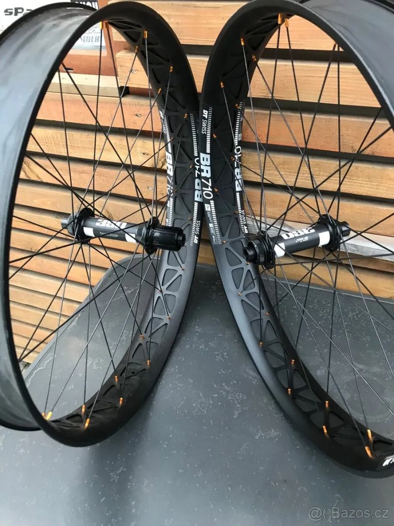 DT Swiss FAT zapletená kola BR710