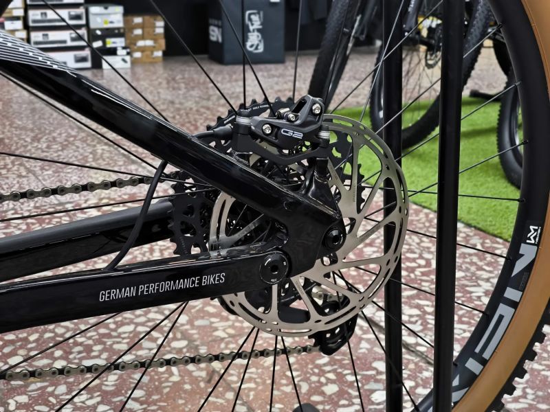 !!NOVÝ!! Raymon FullRay 150 10.0, karbon, Sram GX, Fox 36, vel. S