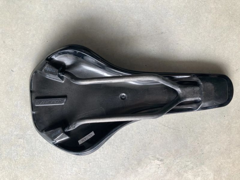 SYNCROS BELCARRA R 1.0 CHANNEL Použité Smazaný