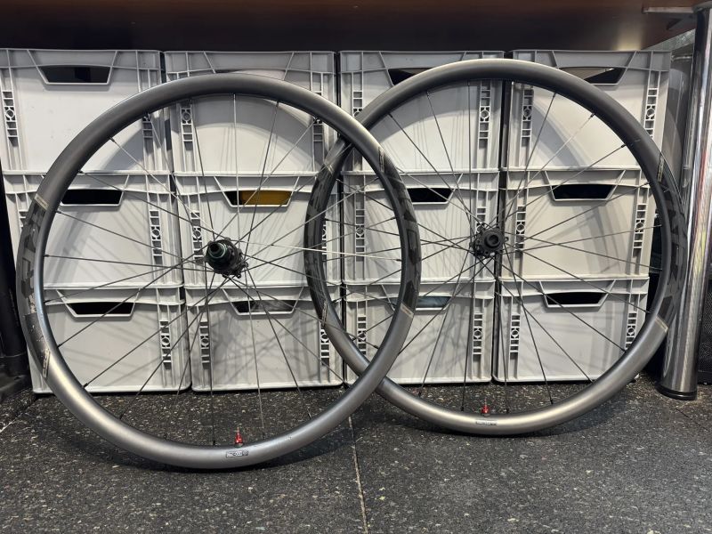 KARBONOVÉ VÝPLETY FSA KFX i25