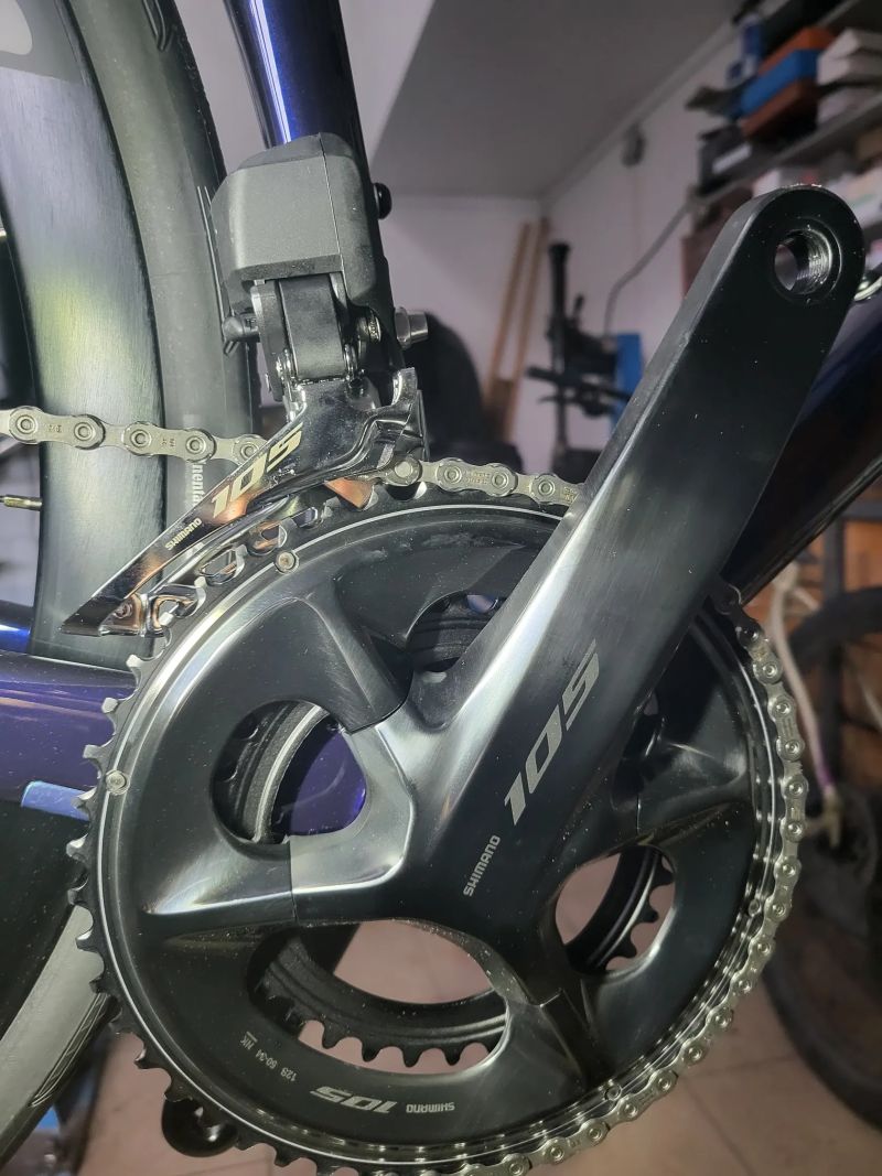 Prodám silniční sadu shimano 105 di2