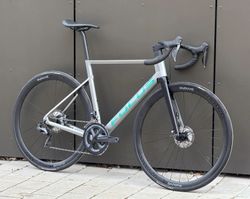Focus Izalco Max 9 - 56 cm - Ultegra Di2