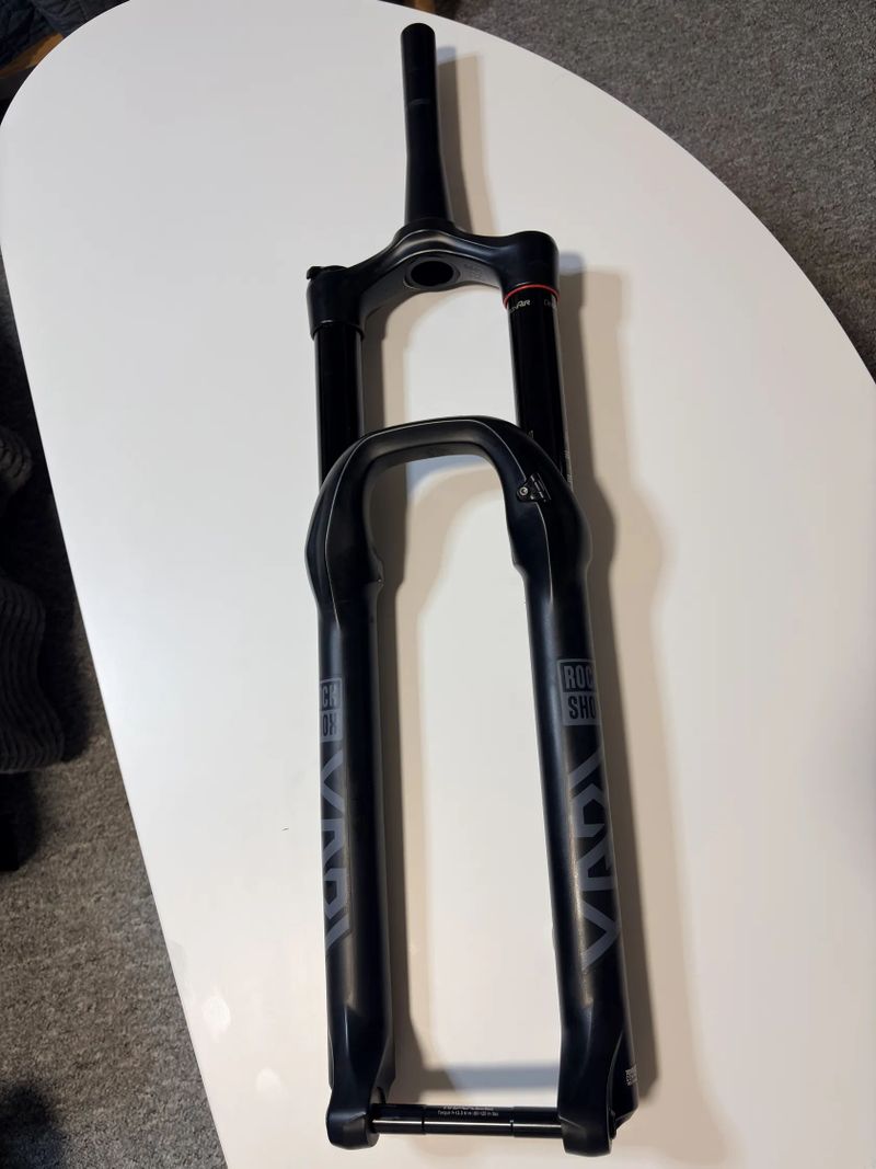 Rock Shox yari 170mm
