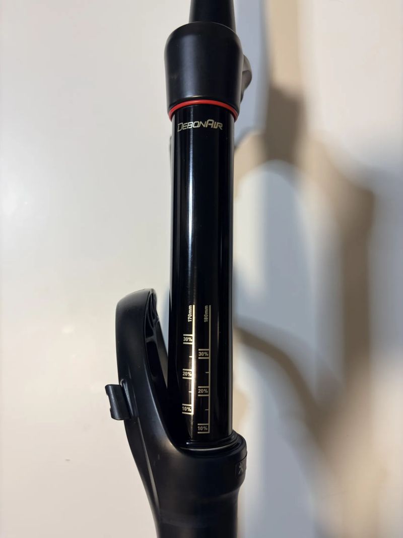 Rock Shox yari 170mm