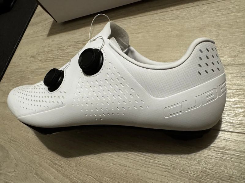 Karbonové tretry velikost 46