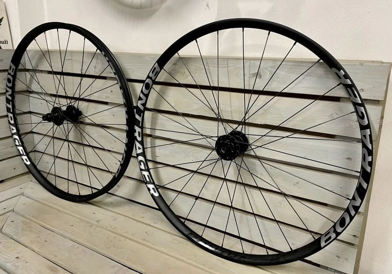 Bontrager Line Comp 30 TLR Boost 29”