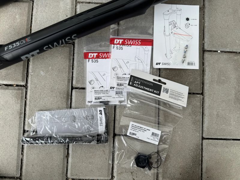 Vidlice DT Swiss F535 One 29" 150mm - Nova