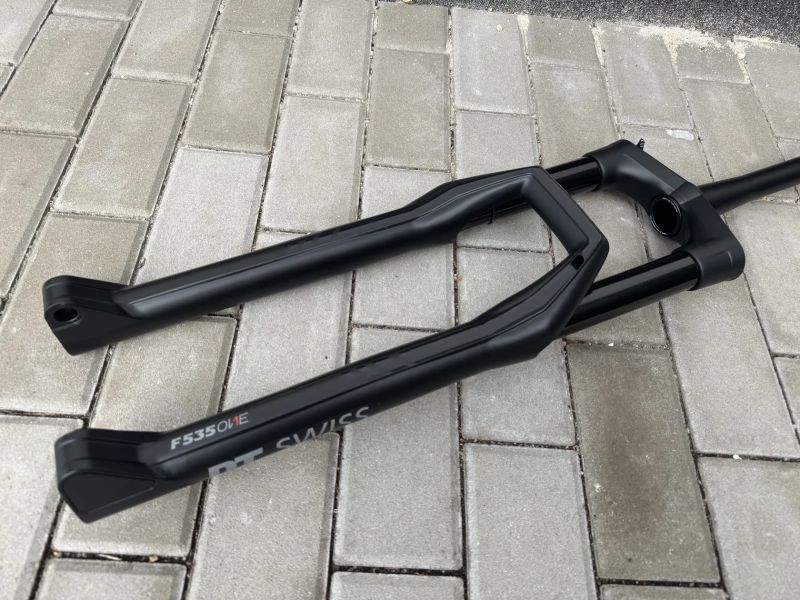 Vidlice DT Swiss F535 One 29" 150mm - Nova