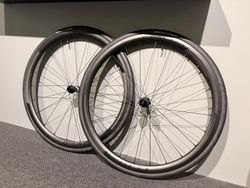 NOVÁ zapletená kola Roval Alpinist CL II - 1375 gramů