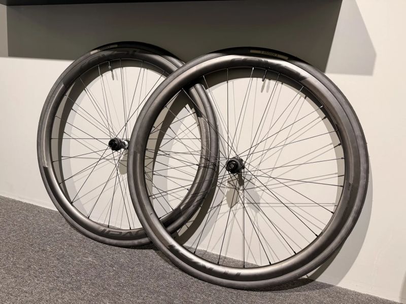 NOVÁ zapletená kola Roval Alpinist CL II - 1375 gramů