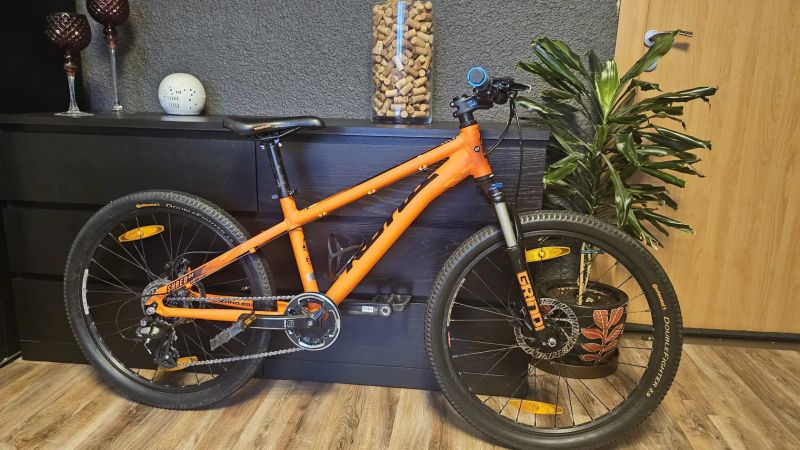 Dětské kolo Kona shred