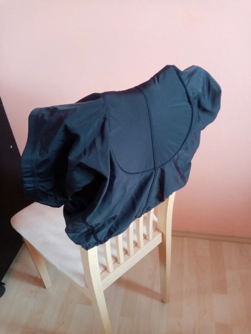 Zateplené oblečení: kalhoty, dresy - na cca 170-180 cm výšky 