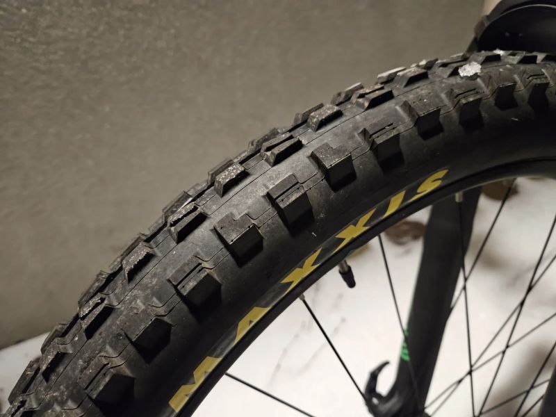 Trek ROSCOE 9 vel. L (18,5") - r. 2018, teleskopická sedlovka