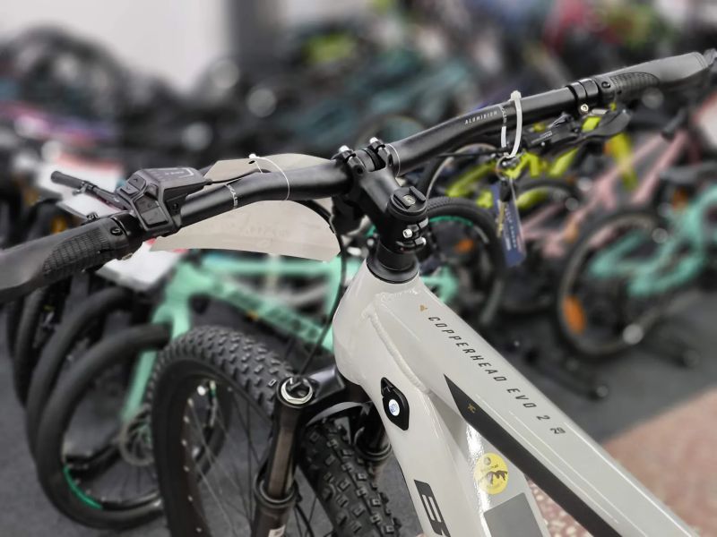 !NOVÝ! Bulls Copperhead EVO 2 29, Bosch CX4, bat. 750Wh, 120mm vzduch vidlice, Deore, vel XL a XXL