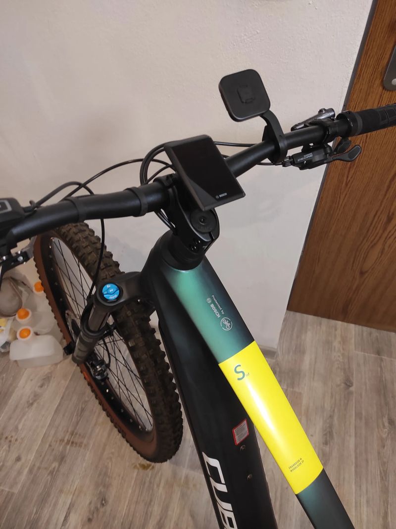 CUBE STEREO HYBRID 140 HPC SLX 750,vel.M. 120 Km Je v Zaruce