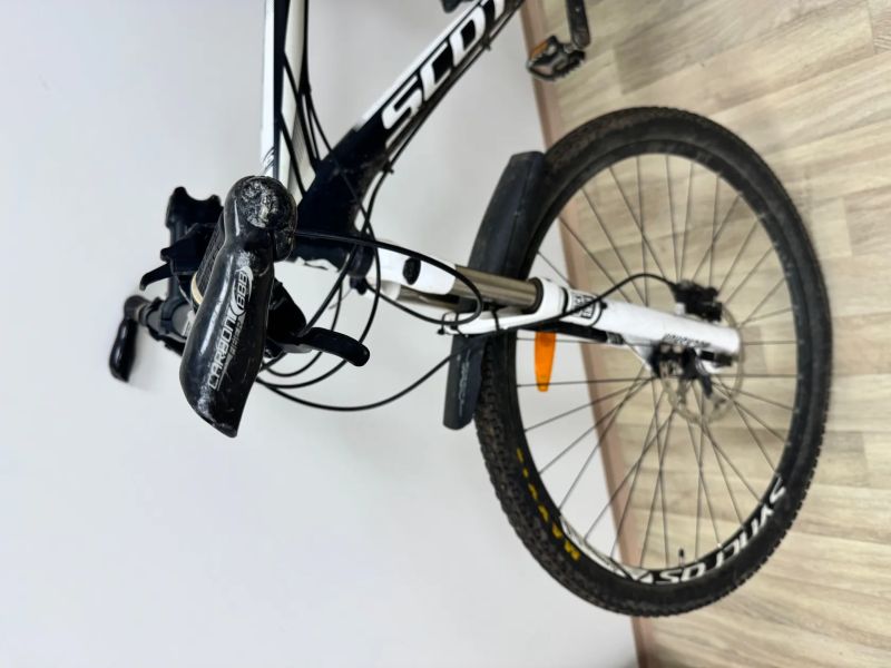 Scott Scale 960, použitý, plně pojízdný, uzamykání přední vidlice, 3x 10 