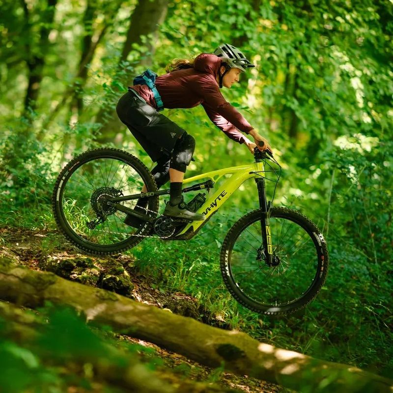 Whyte E-160 S - nový ebike, SRAM AXS, Bosch CX - vel. M (sleva -30%)