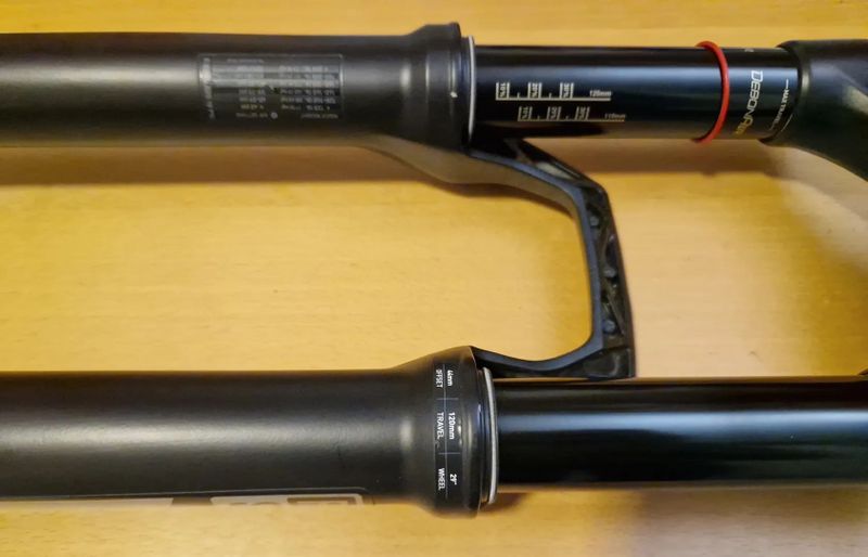 Vidlice SID 35 Select Charger RL 120 29