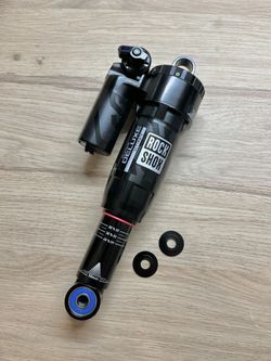 Rock Shox Super Deluxe Ultimate RC2T 210x50 / 2024