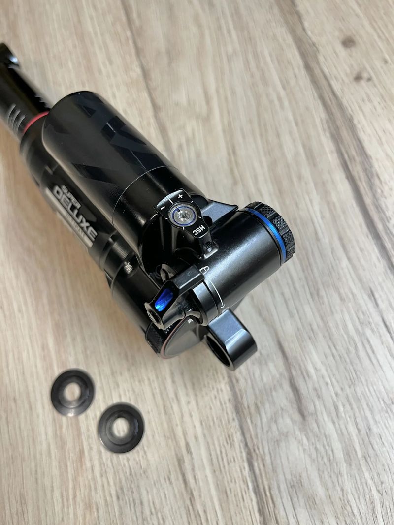 Rock Shox Super Deluxe Ultimate RC2T 210x50 / 2024