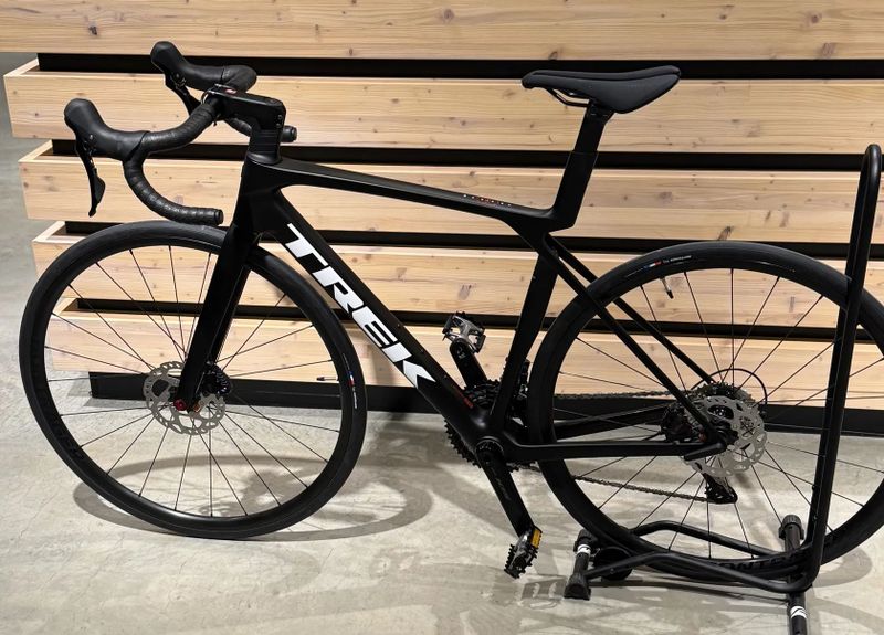 Trek TREK Madone SL 5 Gen 8 - M (162 – 173 cm)