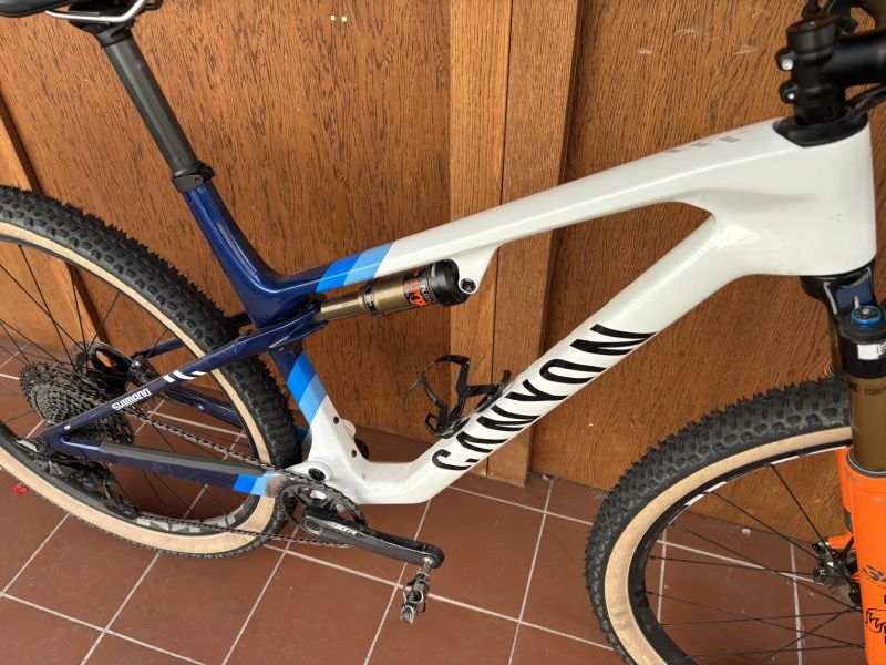 CANYON LUX CFR, vel. L - 495 mm - SHIMANO XTR 1 x 12 / FOX 