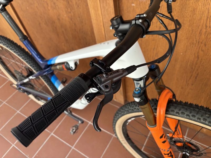 CANYON LUX CFR, vel. L - 495 mm - SHIMANO XTR 1 x 12 / FOX 