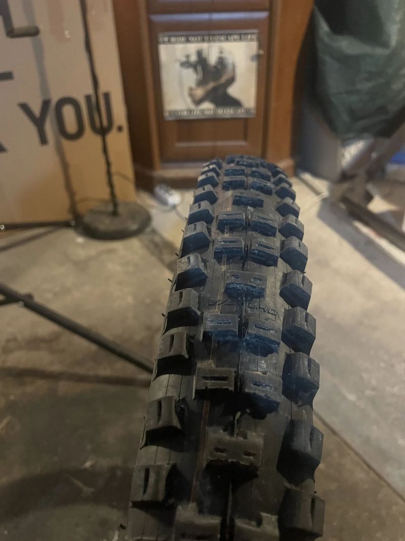 Schwalbe Magic Mary 29, Big Betty 27,5 nová