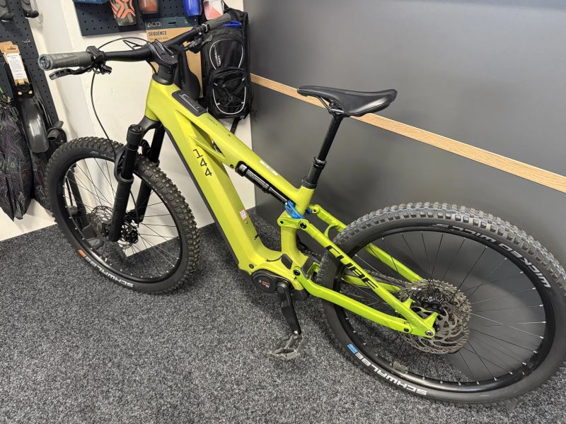 CUBE Stereo Hybrid ONE44 HPC RACE 800 vel.S 2025 1153km