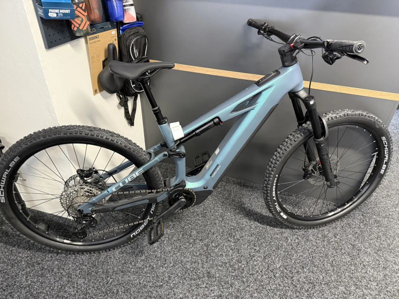 CUBE Stereo Hybrid ONE44 HPC RACE 800 vel. L a XL 2026 NOVÉ