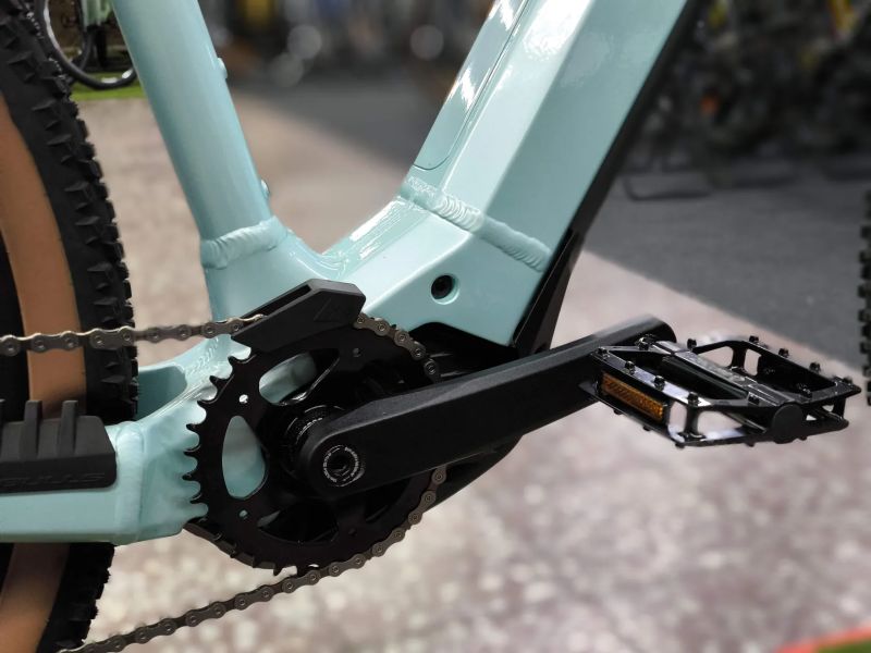 NOVÝ Bulls Sonic Eva 1 29, Bosch CX4, 750Wh, vzduchová. vidlice, teleskopická sedlovka, vel. L