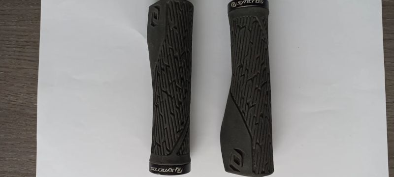 Nové gripy Syncros Comfort Lock-on PC-650