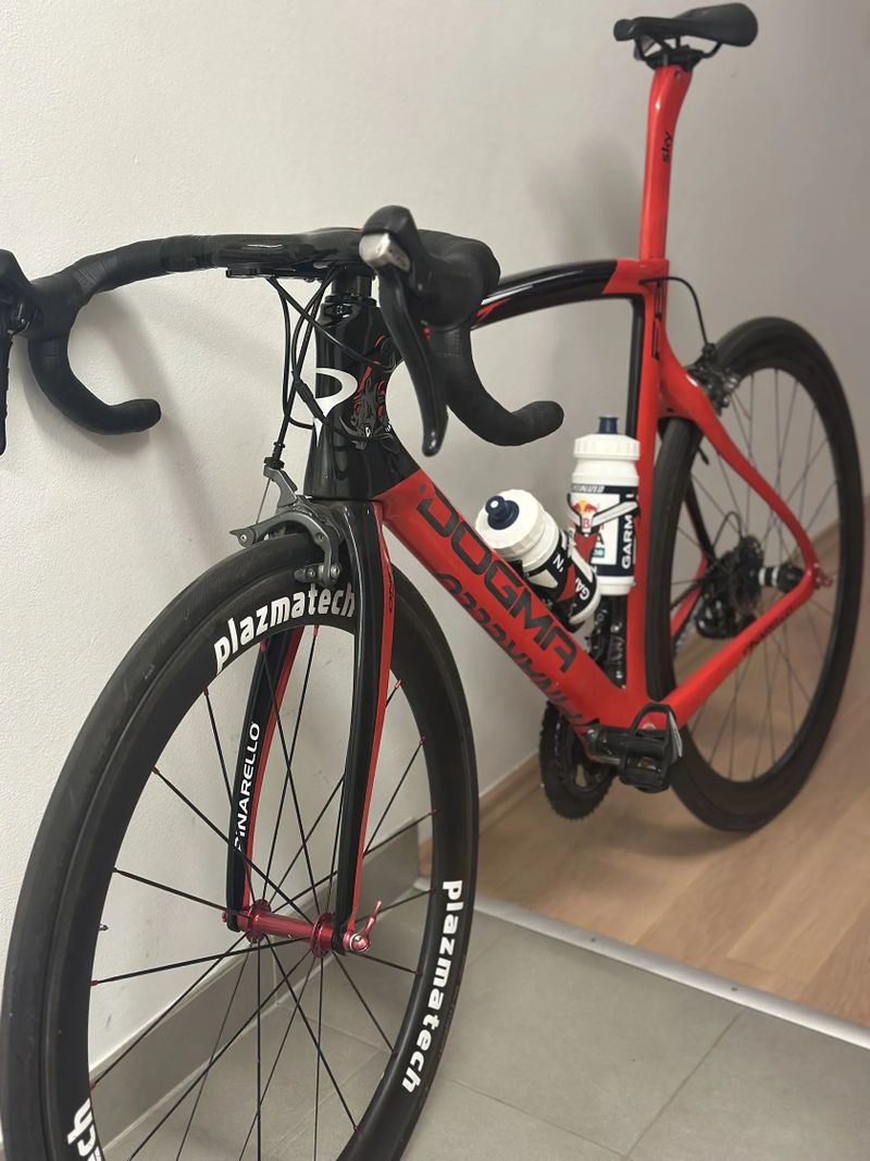 Pinarello Dogma F8- kopie 