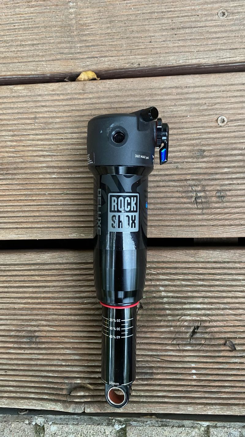 ROCK SHOX TLUMIČ DELUXE SELECT +