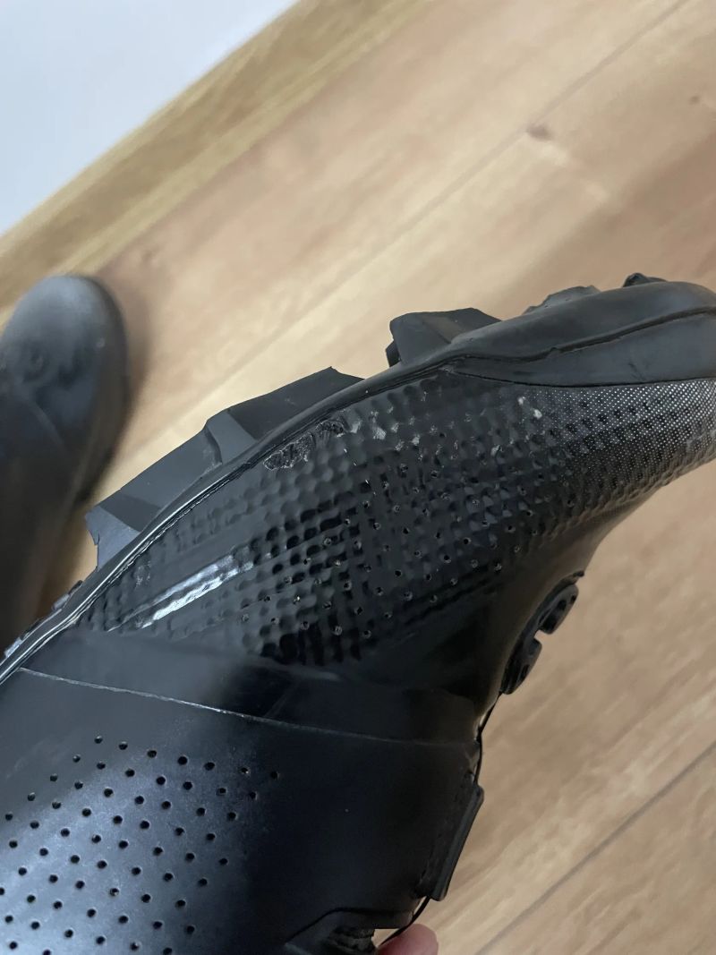 MTB tretry Shimano SH-XC702 vel. 44