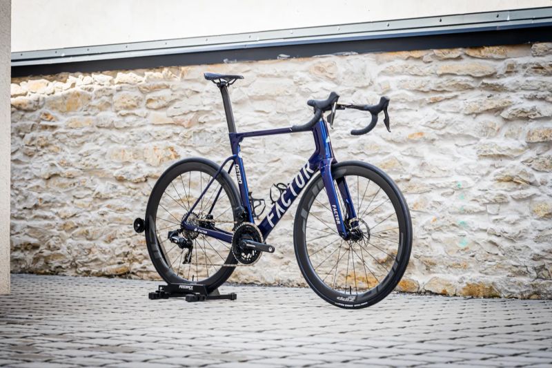 Stavba na rámu Factor OSTRO VAM 1.0