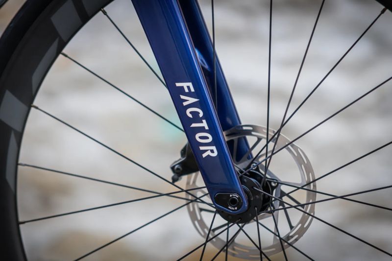 Stavba na rámu Factor OSTRO VAM 1.0