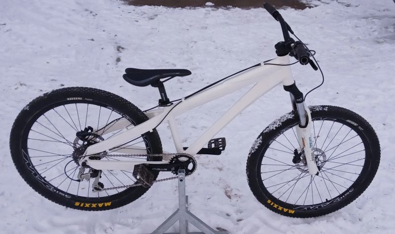 Dirtové / dětské MTB kolo 26