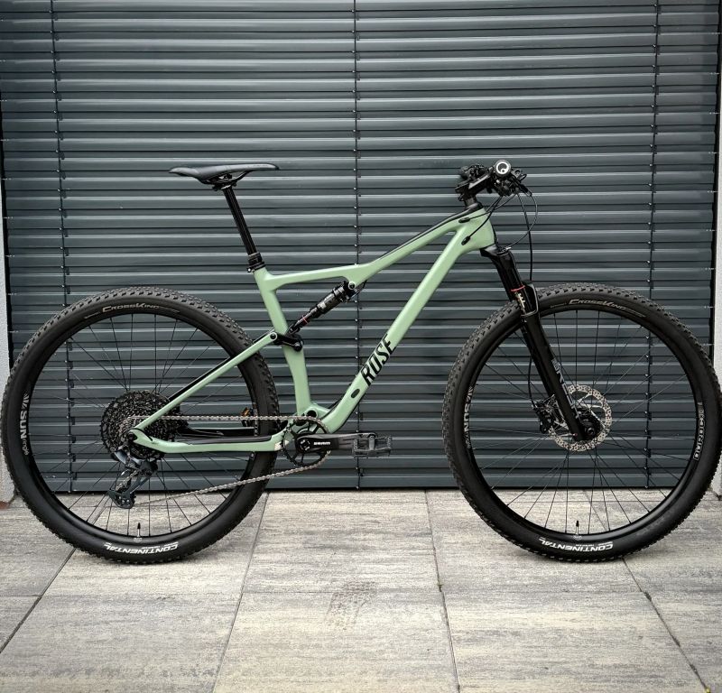 Rose Thrill Hill 1, vel. L