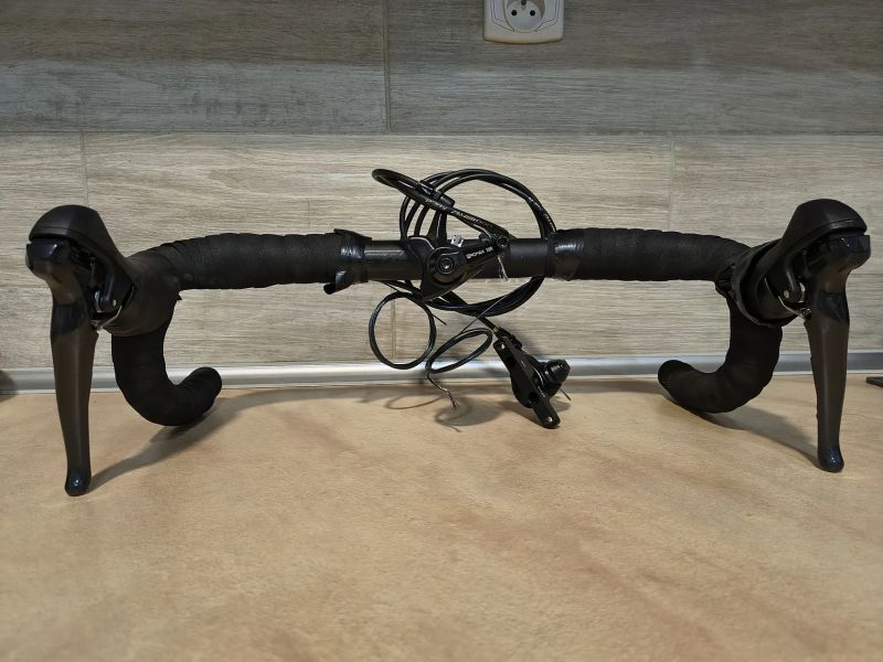 Merida řidítka, řazení Sora, kompl. brzdy