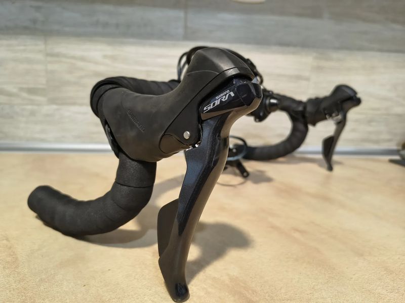 Merida řidítka, řazení Sora, kompl. brzdy