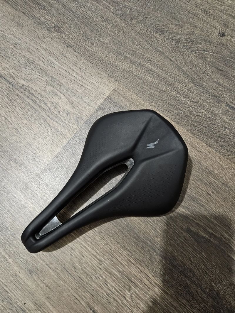 Sedlo Specialized Power 155mm