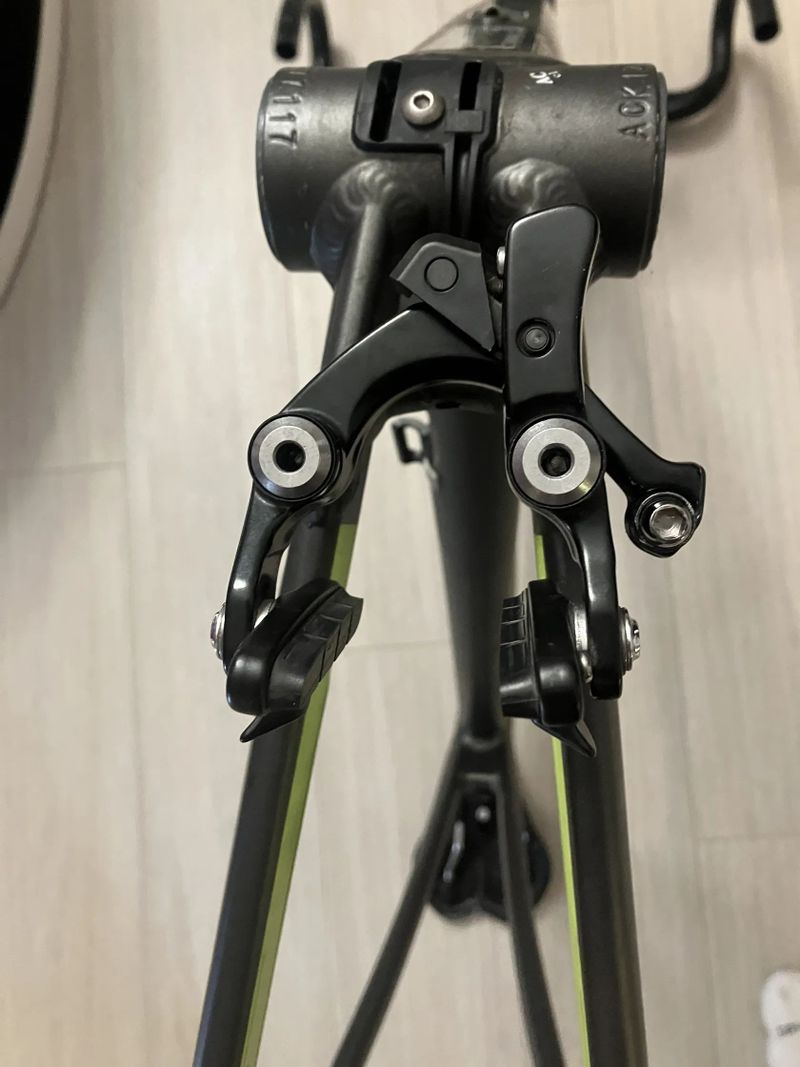 Rámová sada Btwin ULTRA AF 900 (L) + brzdy shimano 105 5800 direct mount