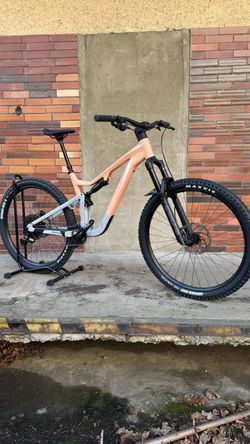 Nové kolo Focus Jam 6.8 - Melonglosy