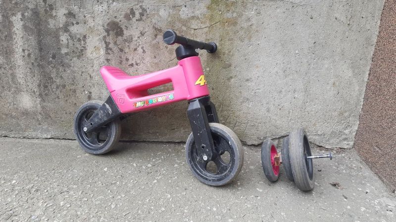 dětské odrážedla a dětské kolo 12"