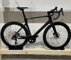 Cube Agree C62 Pro Blackline - 50 a 56