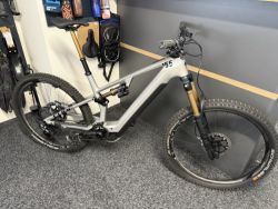 CUBE Stereo Hybrid ONE55 HPC SLT 750 XL 2024 87km PC 250tis.