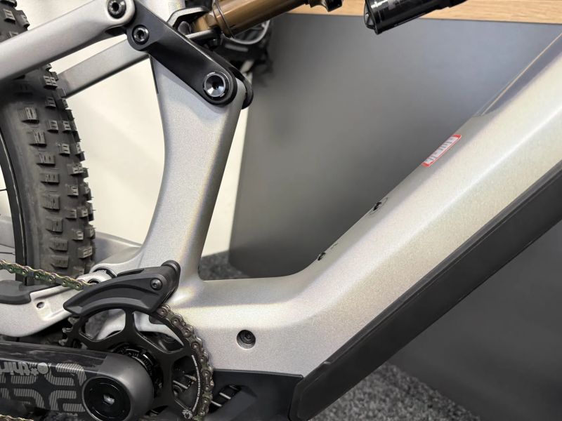 CUBE Stereo Hybrid ONE55 HPC SLT 750 XL 2024 87km PC 250tis.